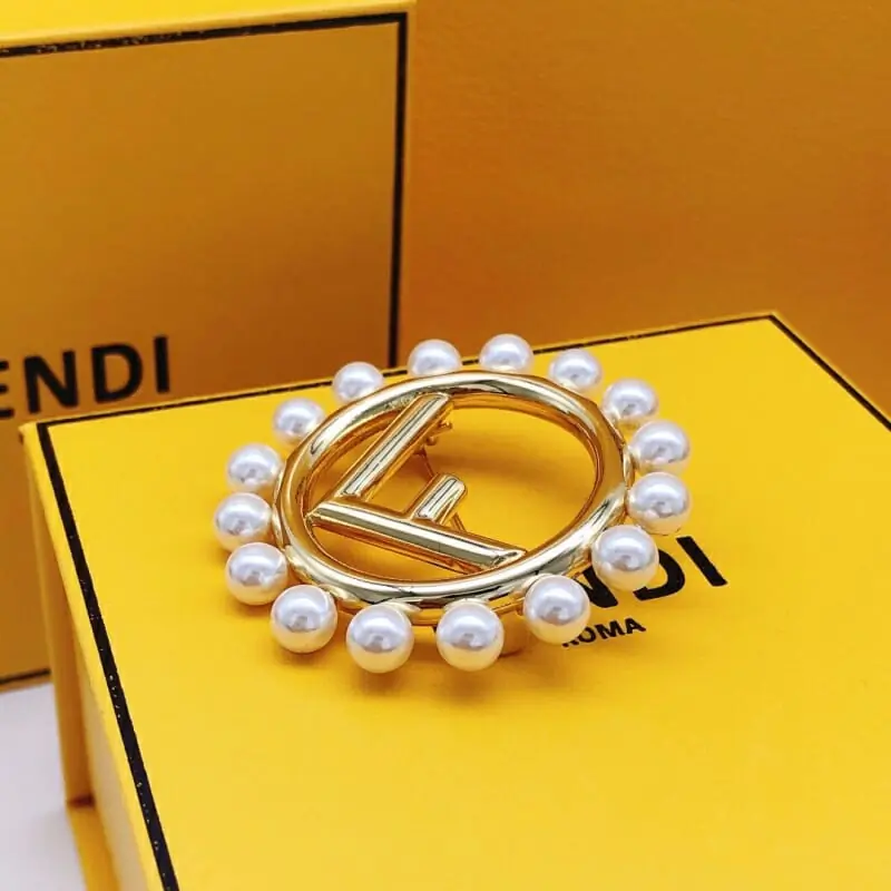 fendi brooches pour femme s_1261a574